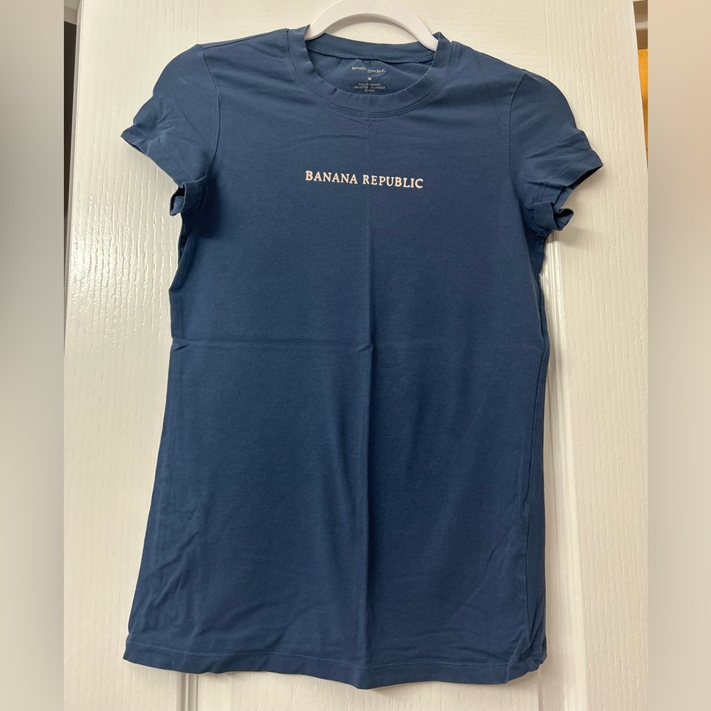 Banana Republic- Tee- Blue